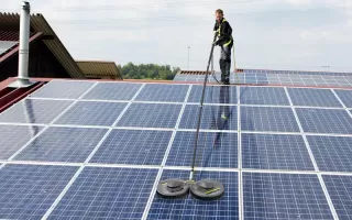 Cistenje na solarni paneli